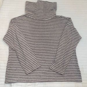 a • n • d e a w y (target) turtleneck sweater /xxl